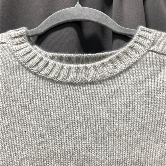 Quince Light Gray Cashmere Crewneck Sweater - M - Picture 2 of 6
